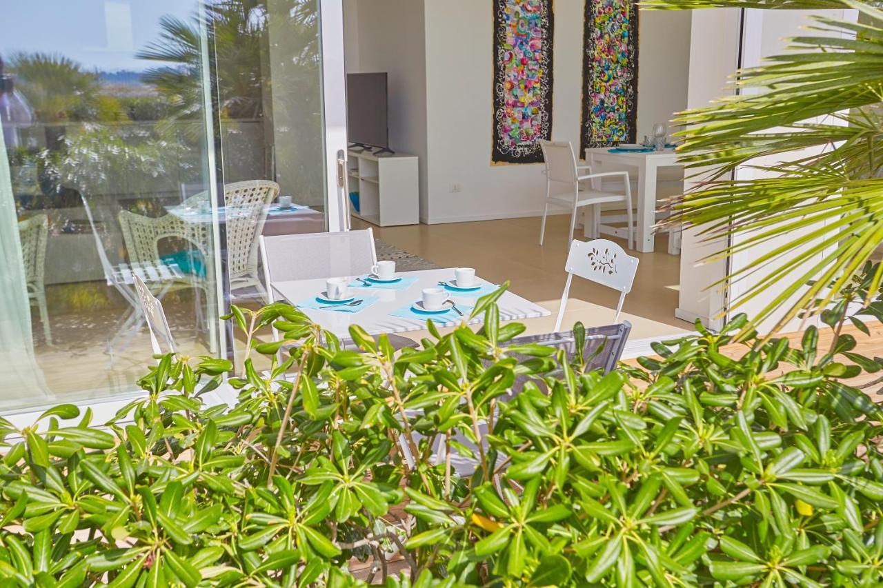 فيلا Casa Sugli Scogli فونتاني بيانكي المظهر الخارجي الصورة