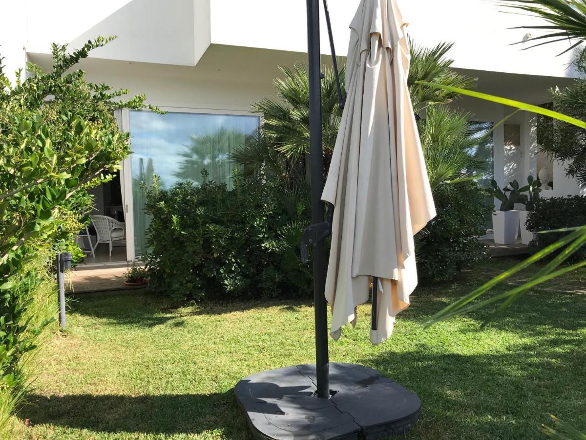 فيلا Casa Sugli Scogli فونتاني بيانكي المظهر الخارجي الصورة